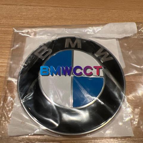 BMW原廠F20 F22 F44 F30 F31 F32 F36引擎蓋圓形標誌LOGO